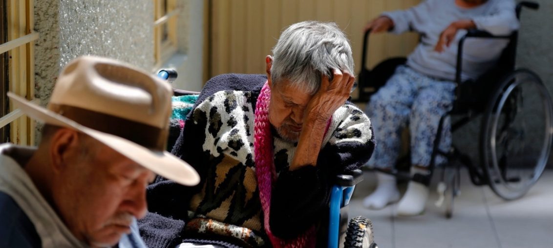 Congreso busca castigar el abandono de adultos mayores quitando herencia