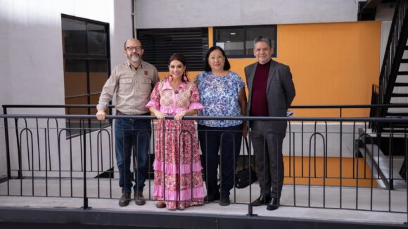Gobierno de la Ciudad de México entrega viviendas a damnificados por el sismo de 2017