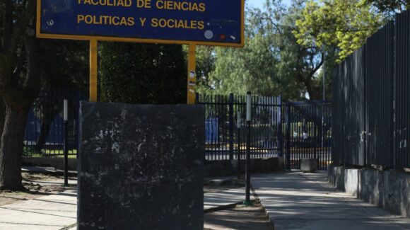 Suspenden labores escuelas y facultades de la UNAM para conmemorar el 2 de octubre