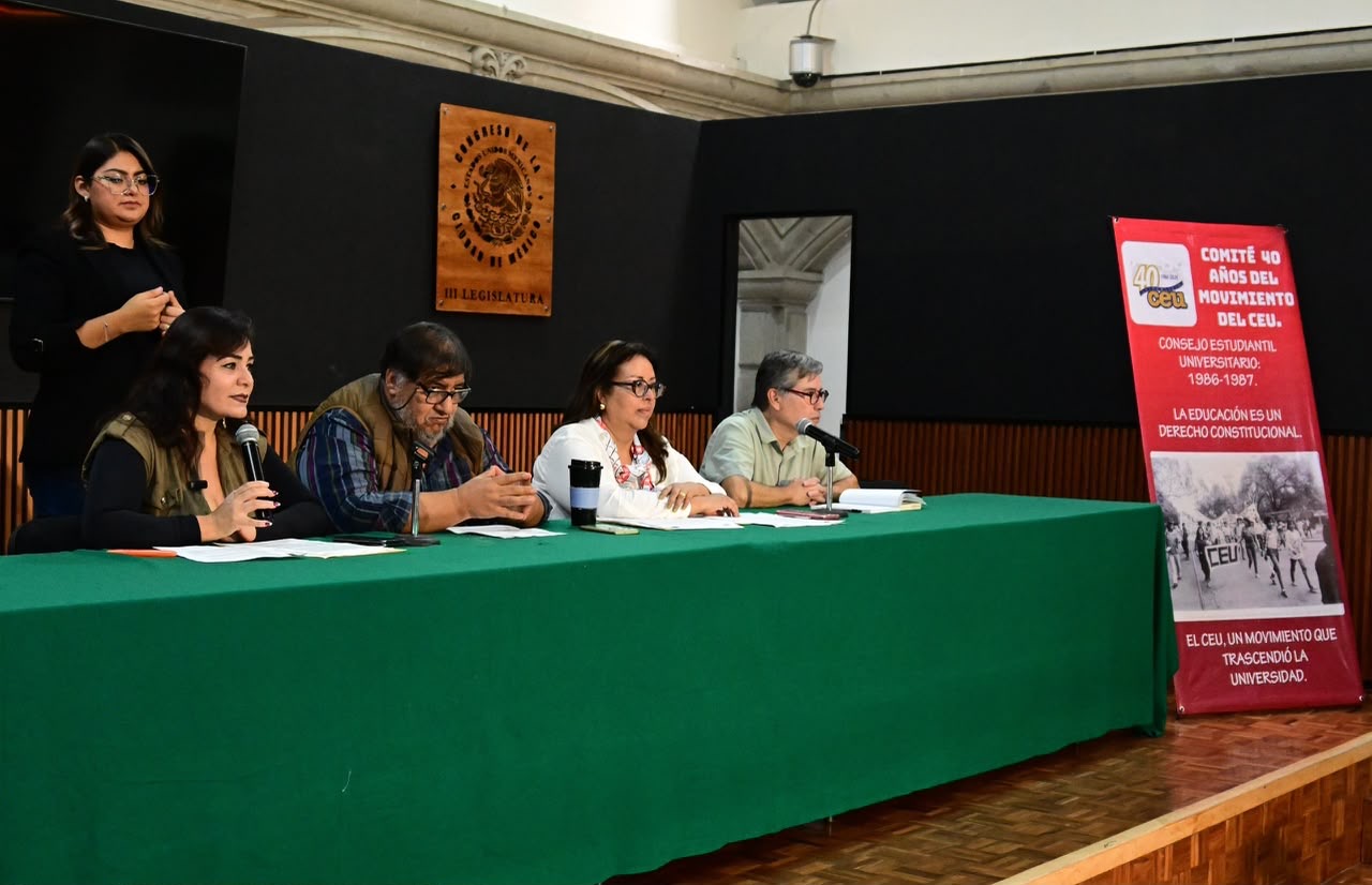 Celebran la fecha con diferentes foros