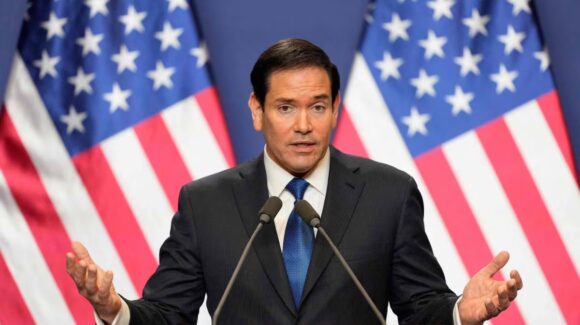 Marco Rubio defiende el veto de Donald Trump a medios y asegura que “no vamos a cerrar CNN”