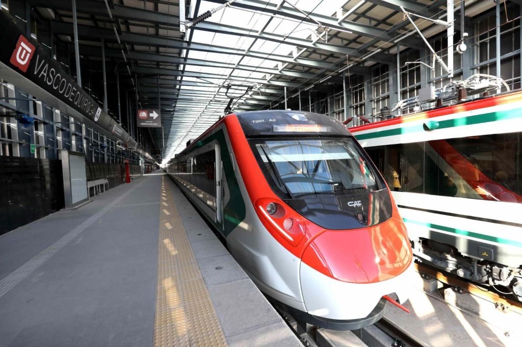 Tren Insurgente supera 25 millones de pasajeros en Estado de México.
