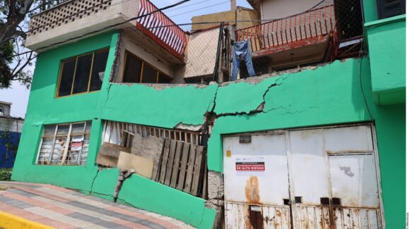 ¿Habrá desalojos? Esto pasará con las 1,600 casas en riesgo por grietas en Iztapalapa