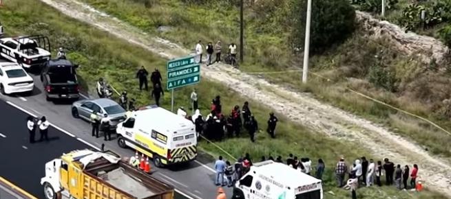 Hallan muerta a Joselyn Sandoval Calderón en la autopista México-Tulancingo; Fiscalía del Edomex investiga posible vínculo con otros asesinatos.