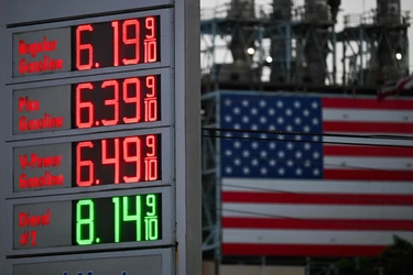 Donald Trump respalda prohibir exportaciones de diésel de EU y anticipan impacto en México