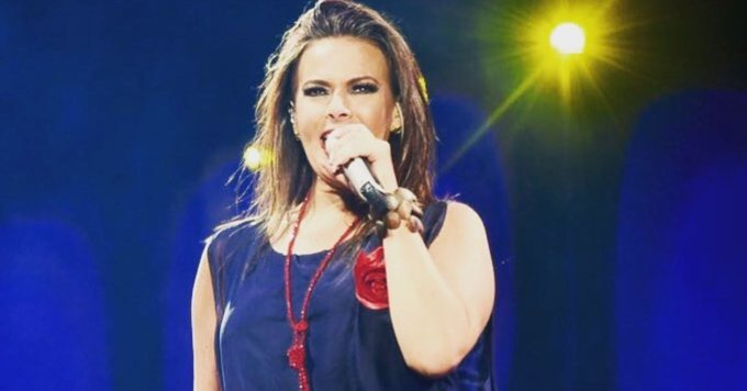 Alix Bauer, de Timbiriche, enfrenta la pérdida de su esposo; su hija le dedica emotivo mensaje.
