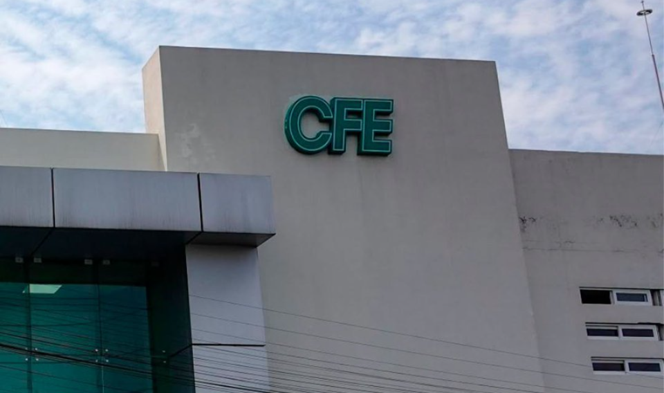 Gobierno abre a capital privado la expansión de CFE ante la alerta por el gas de Estados Unidos.