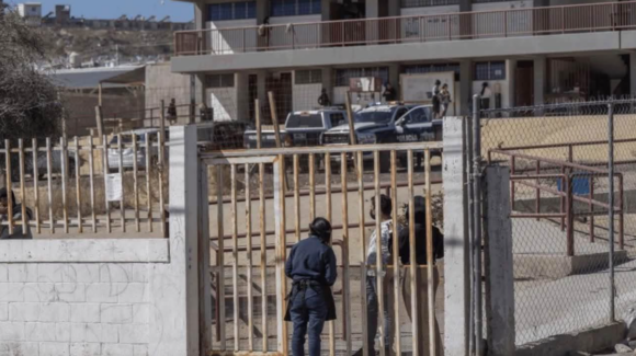 SEP lamenta ataque en Secundaria 13 de Torreón; condena asesinato de la subdirectora del plantel