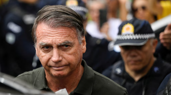 Jair Bolsonaro pide a la Corte Suprema de Brasil anular su condena y suspender la ejecución de la pena