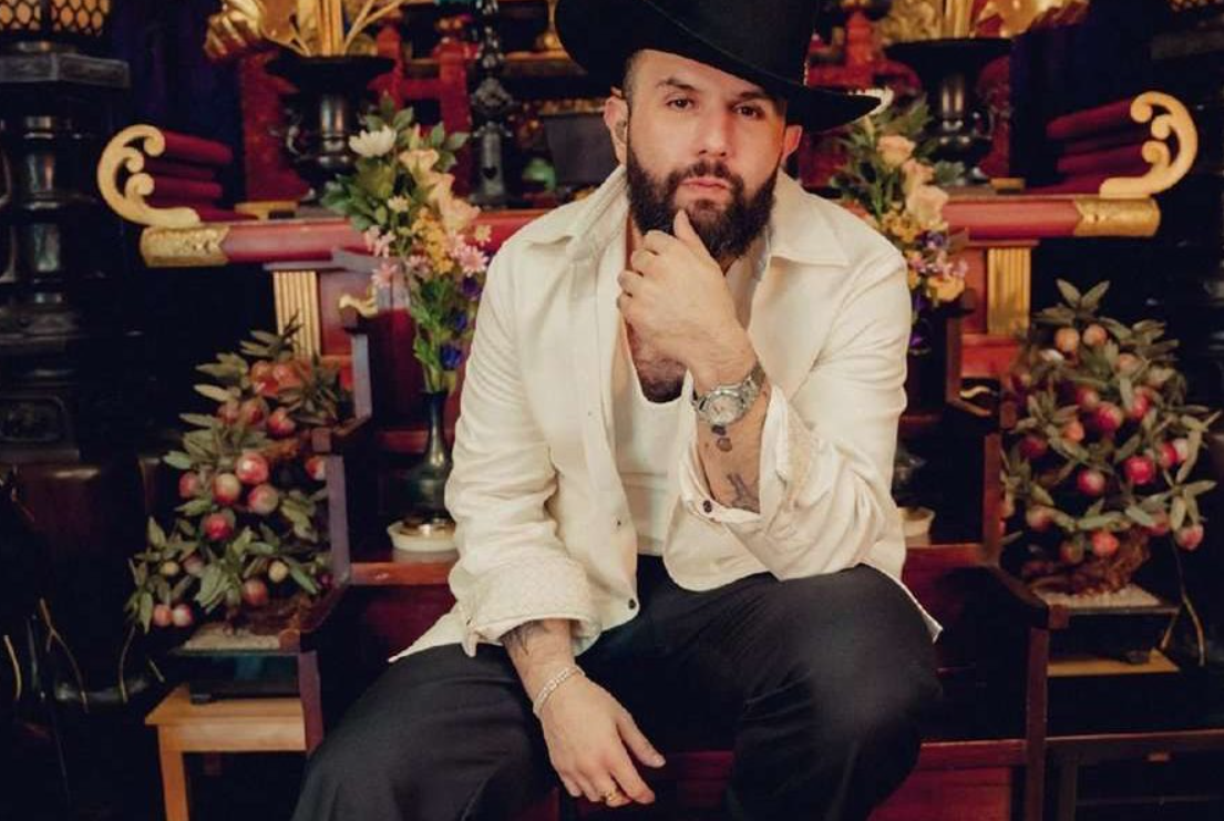 Carín León lanza ‘Live from Japan