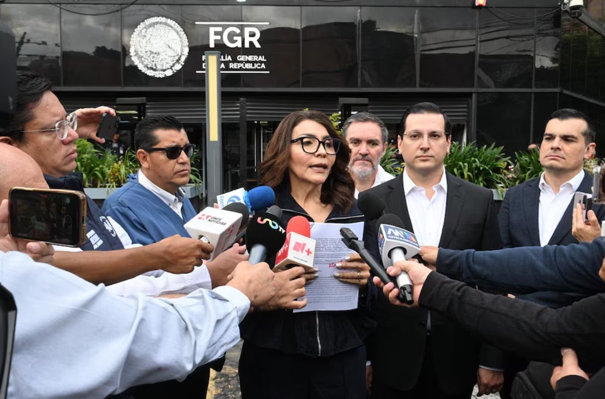 PAN denuncia a Marina del Pilar ante la FGR tras sanciones de EU a su exesposo