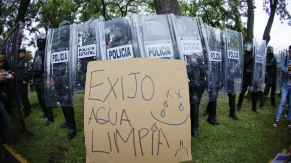 CNDH investiga presuntos abusos policiales durante protesta por agua limpia en Jalisco