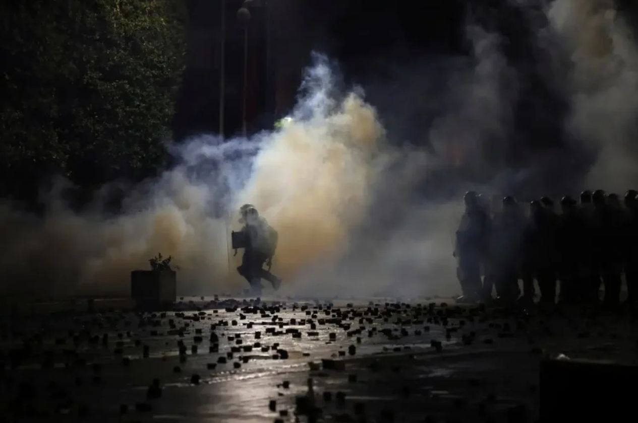 Albania cumple una semana de protestas con 310 heridos  y más de 100 detenidos