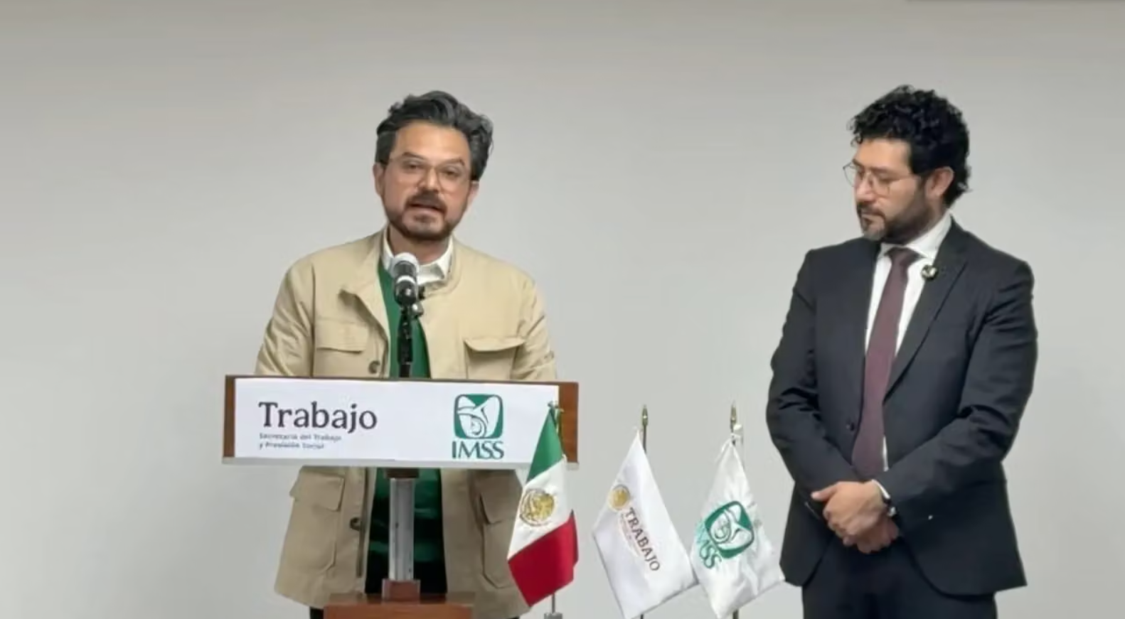 Zoé Robledo eleva a 8% la propuesta salarial para trabajadores del IMSS