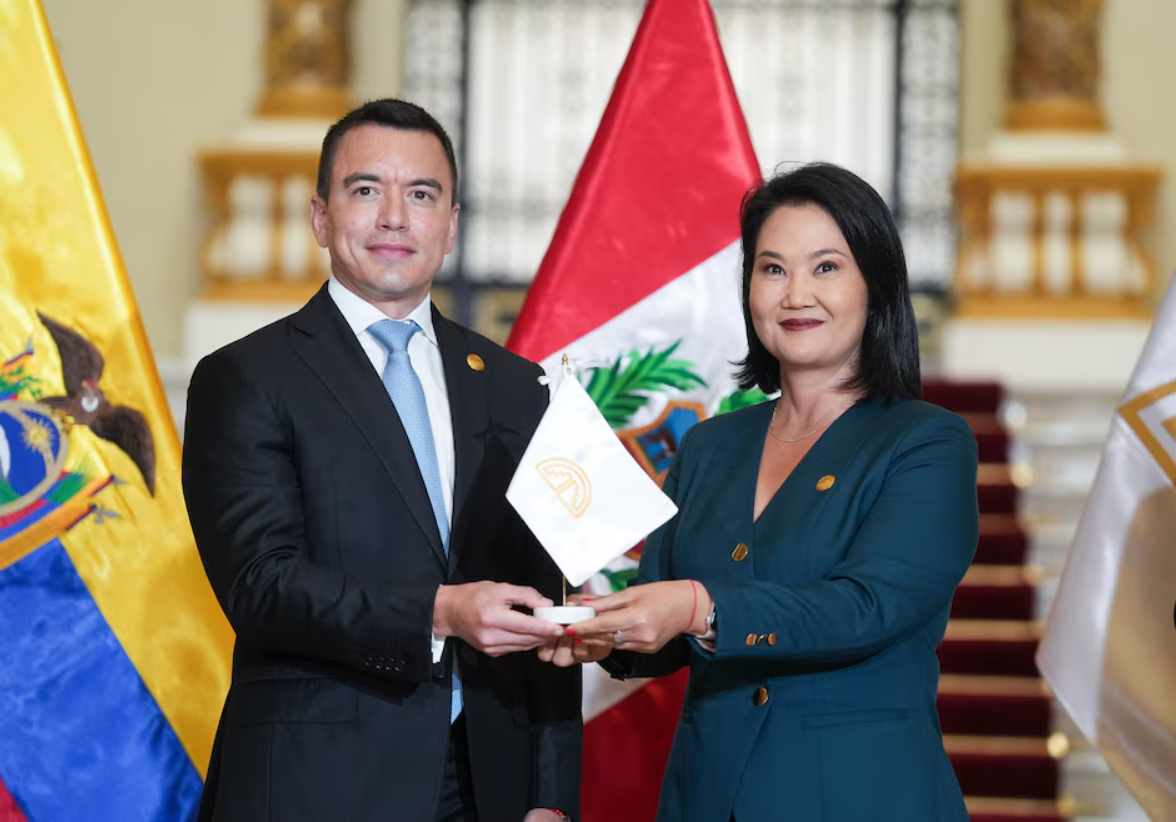 Ecuador reanuda exportaciones de petróleo a Perú con contratos por 1,652 millones de dólares