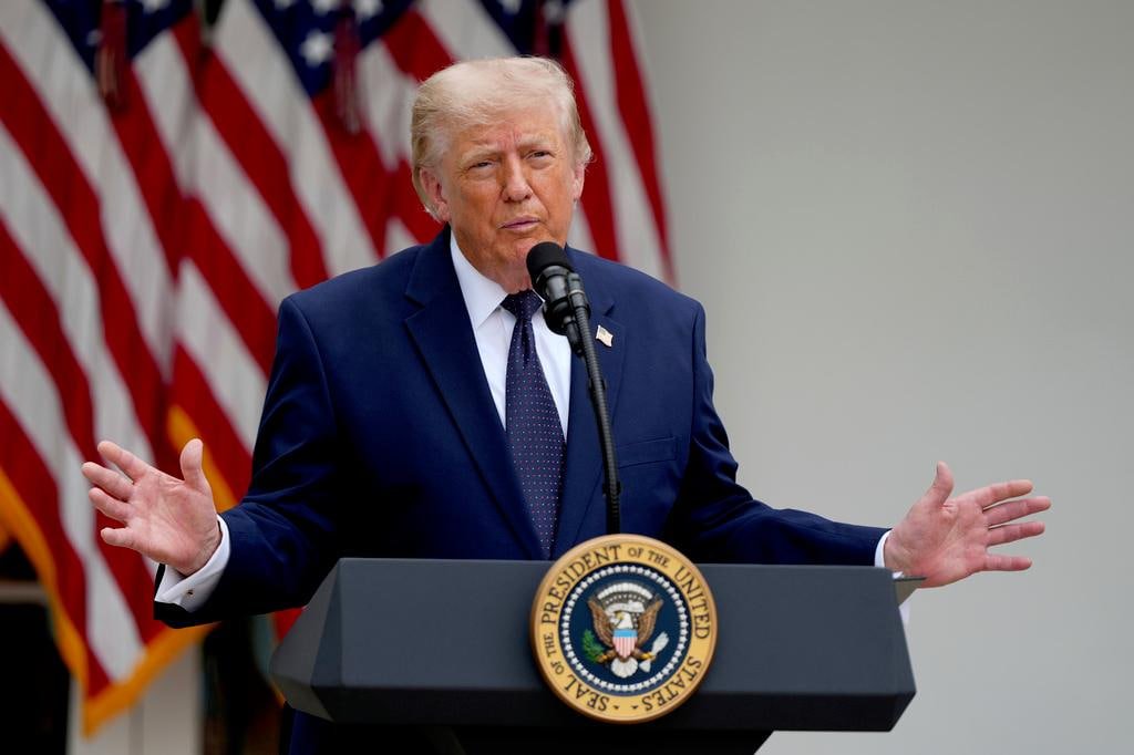 Donald Trump descarta atacar a Irán antes de las elecciones legislativas en Estados Unidos.