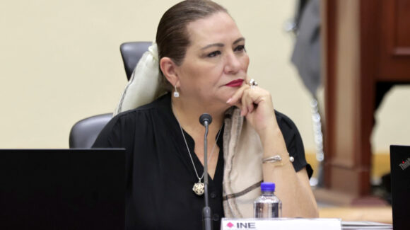 Chofer de Guadalupe Taddei aparece como apoderado de Corporativo Zeg, proveedora del INE bajo investigación