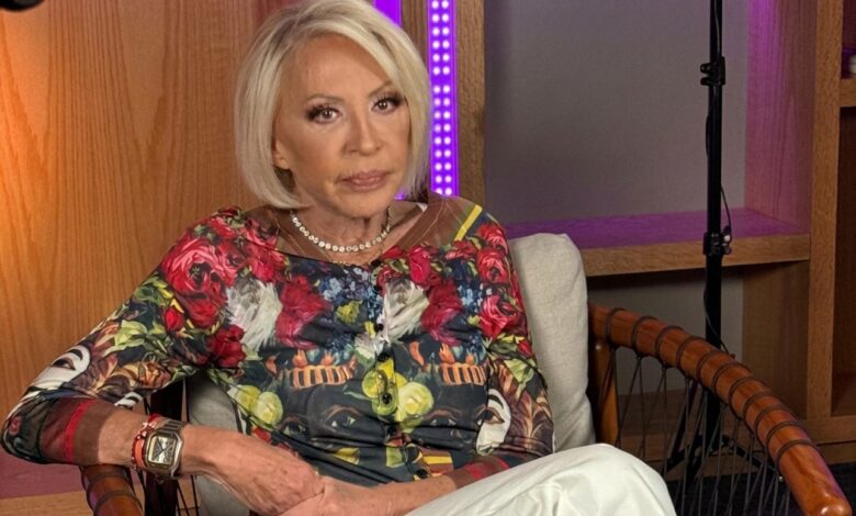 Laura Bozzo sigue en terapia intensiva tras una úlcera gástrica perforada; reportan estado delicado pero estable.