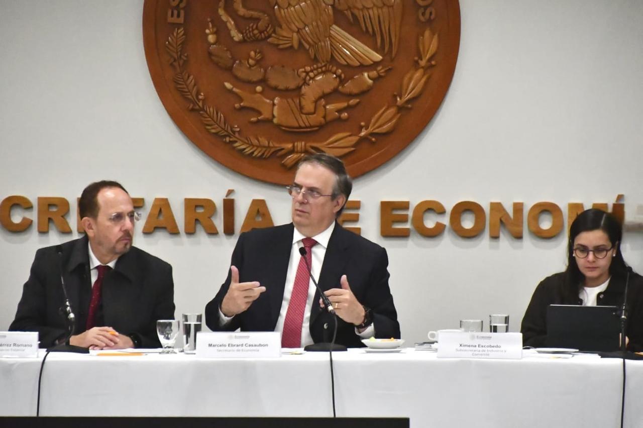 Marcelo Ebrard pide que lo borren de la lista de aspirantes presidenciales rumbo a 2030.