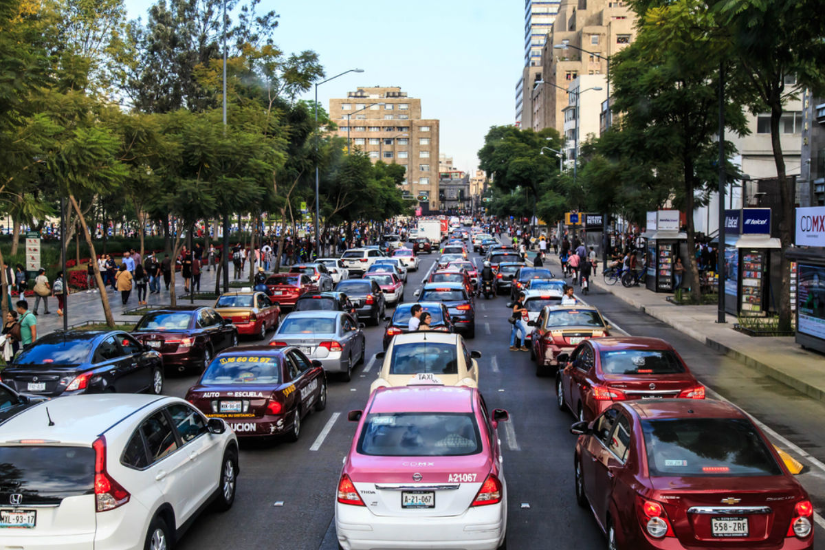 Tráfico cuesta millones a CDMX