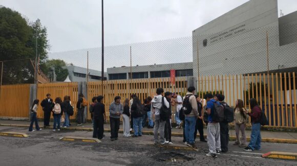 Reportan agresiones y disturbios en tres planteles de la UNAM en la CDMX