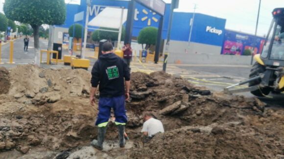 CDMX: Fuga afecta suministro en 6 colonias de Álvaro Obregón