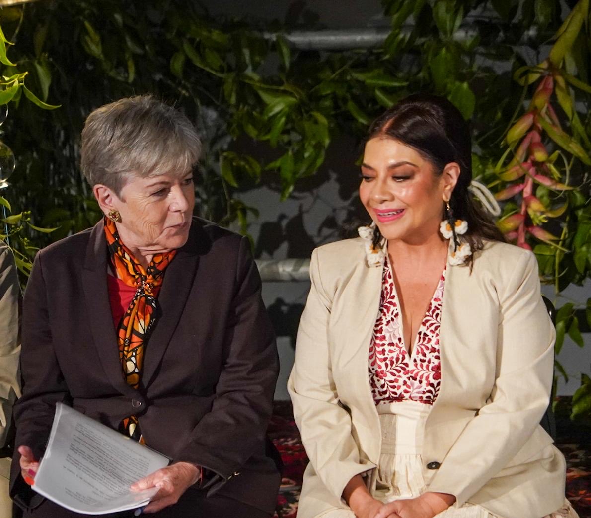 Alicia Bárcenas y Clara Brugada
