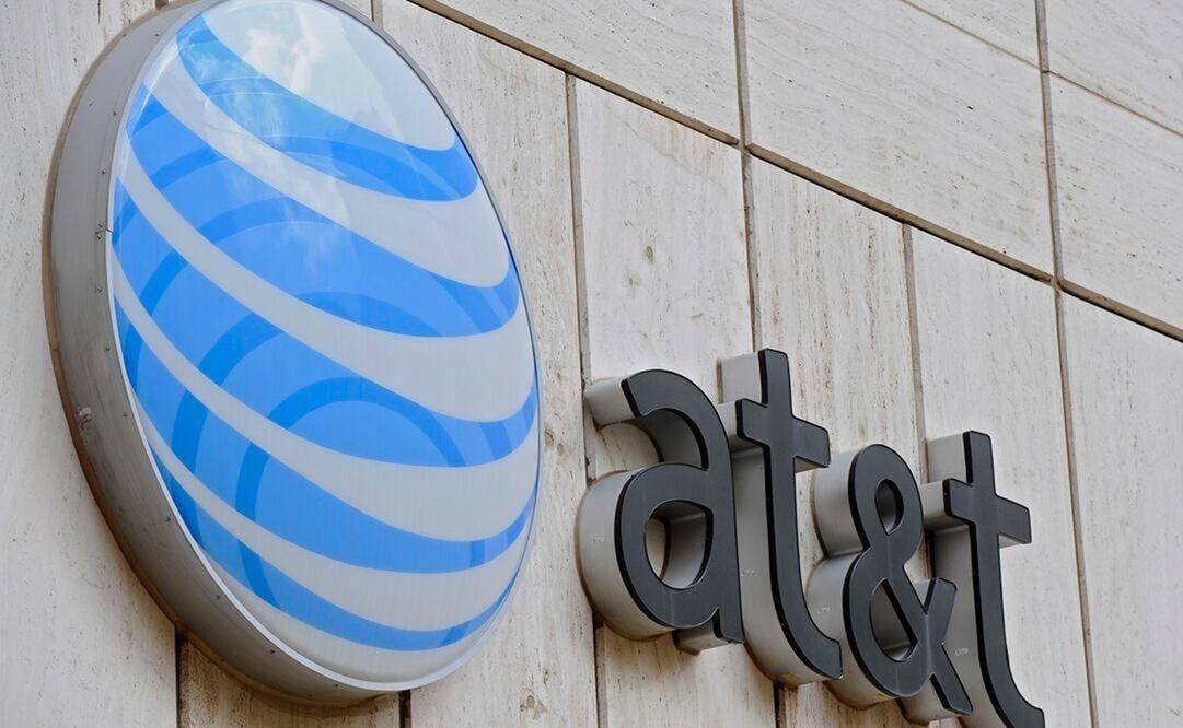 Televisa y Fintech llegan a acuerdo para comprar AT&T México por 2 mil millones de dólares.