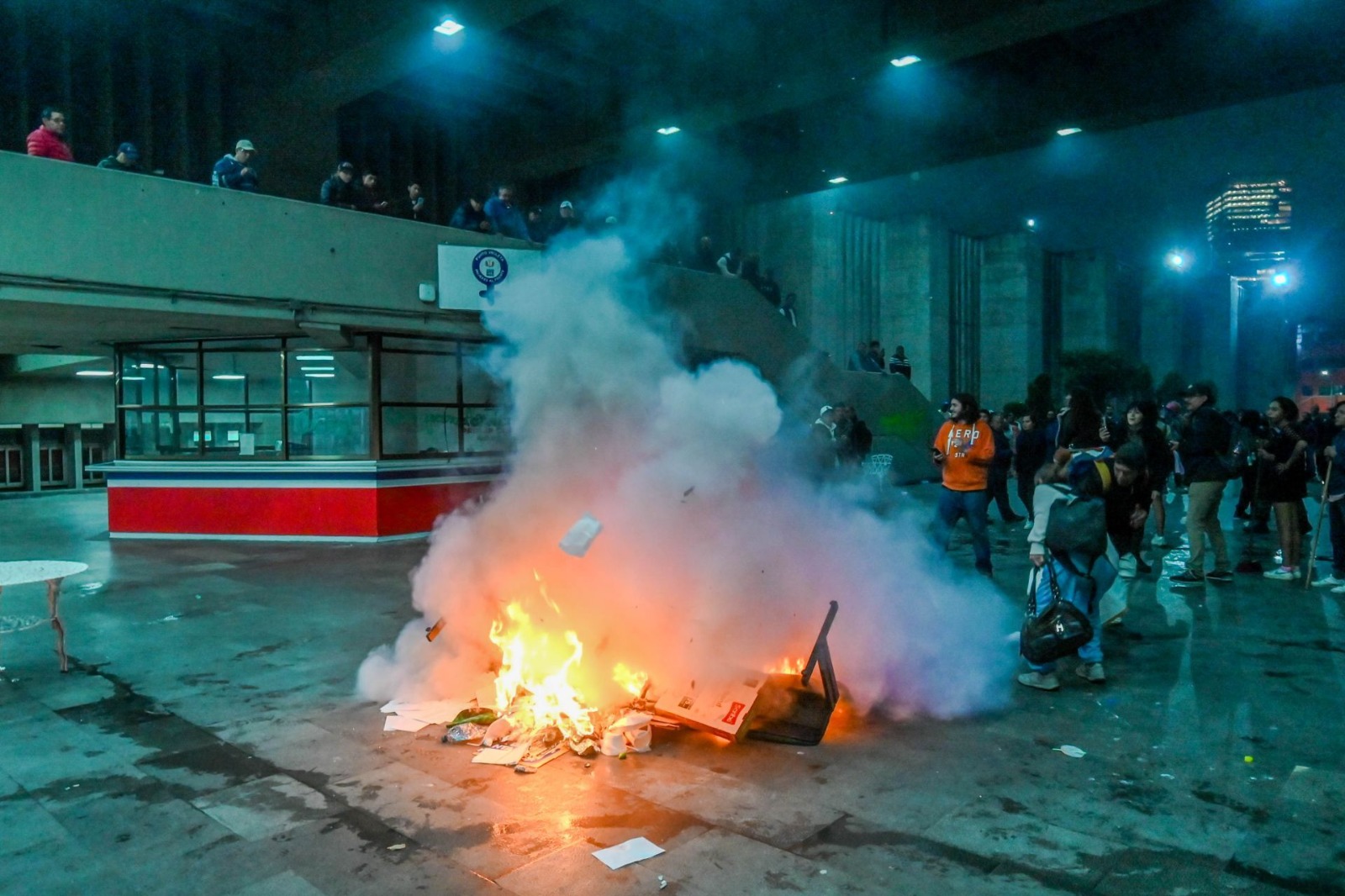 Protestan personas trans en la alcaldía Cuauhtémoc