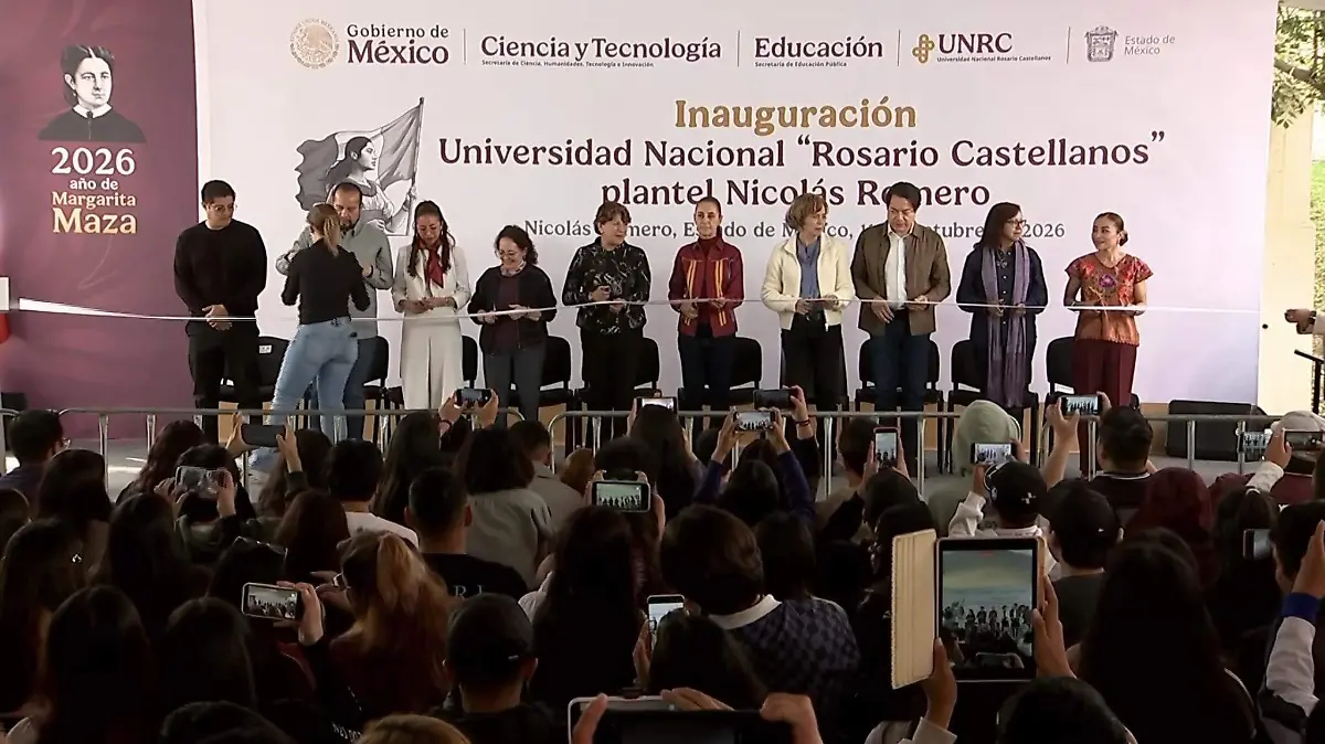 VIDEO: Sheinbaum ‘farmea aura’ con el ‘six-seven’ en inauguración universitaria en Edomex