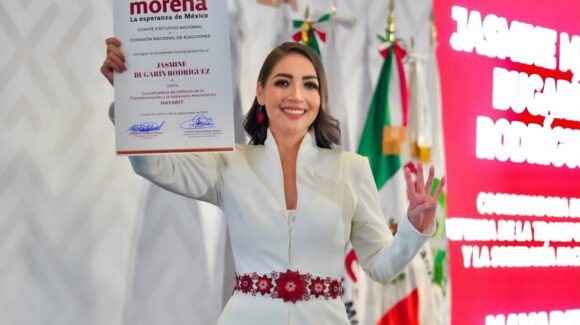Jasmin Bugarín deja al PVEM y se afilia a Morena en Nayarit; sigue pendiente su renuncia a la ciudadanía de EU
