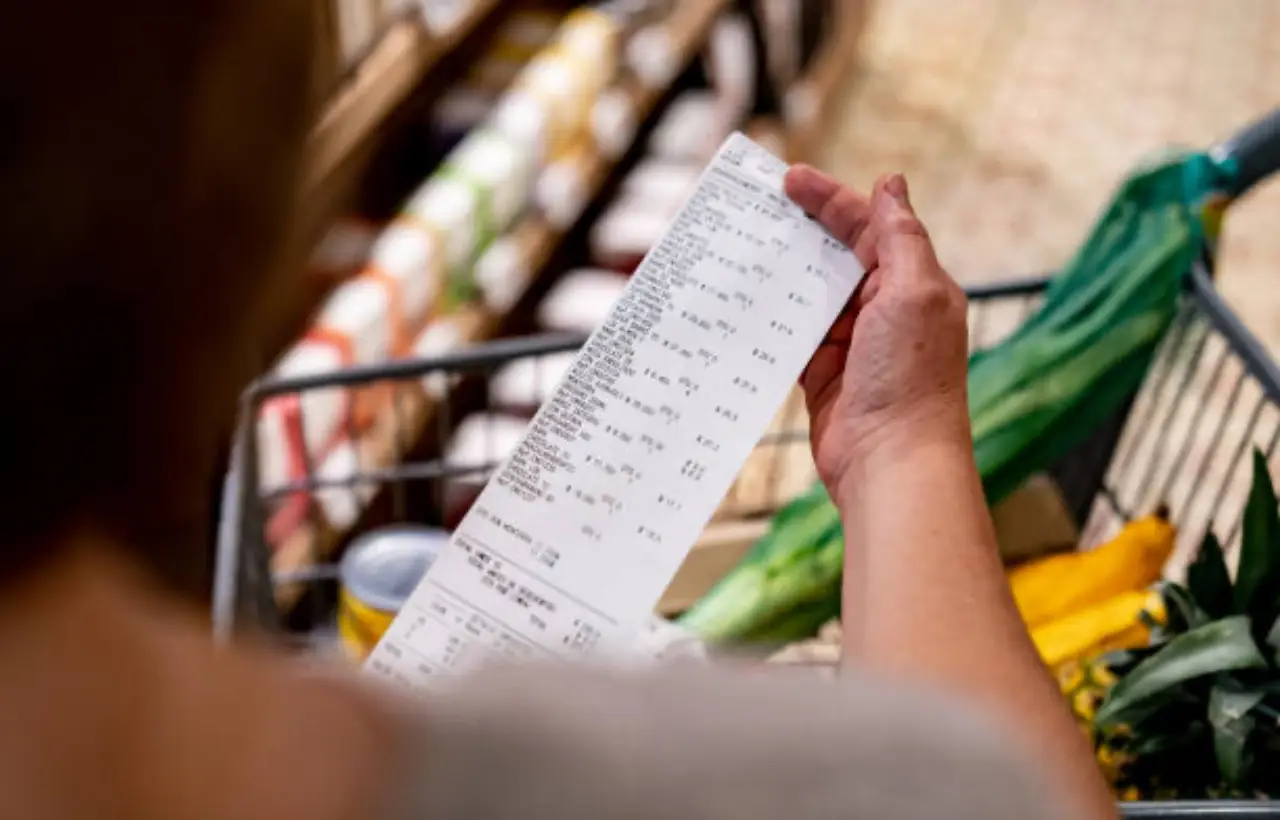 Precios mundiales de los alimentos suben a su nivel más alto en casi 4 años por crisis logística y clima: FAO