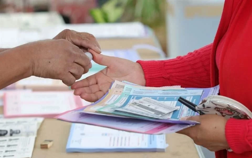 Tepjf perfila tumbar acuerdo del INE que permitía contar boletas “planchadas” en nuevos cómputos