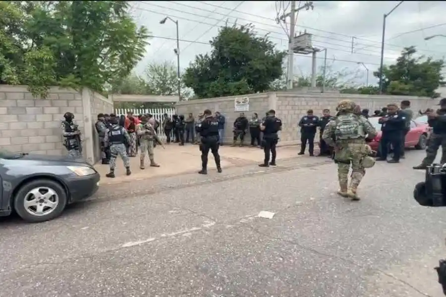 Matan a subdirectora tras irrumpir en secundaria de Torreón; hay dos detenidos, informa Fiscalía de Coahuila
